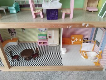 Domeček pro panenky Lidl - 4