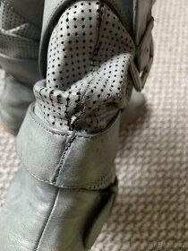 Kozačky vel. 37, zn. Graceland - 4