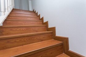 Dřevěné podlahy a schody - 4