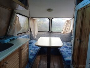 Karavan Wenzel - ponorka - 4