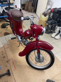 Jawa 555 - 4