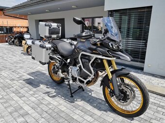 Voge 900 DSX Plná výbava záruka 10/2028 - 4
