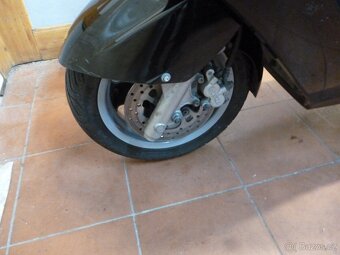Yamaha Majesty 125. rok 2006. Najeto 33383km. - 4