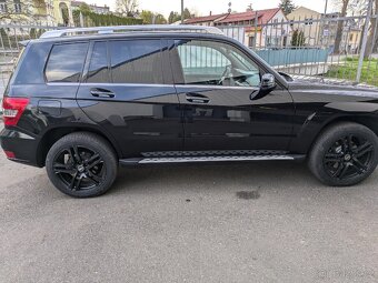 Mercedes Benz GLK - 4