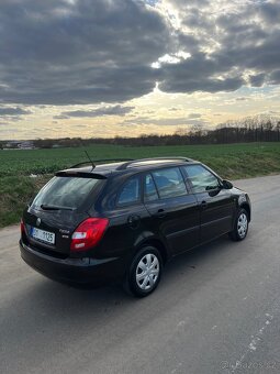 Škoda Fabia Combi 1.4 16V 63 kW r.v. 2012 Servisní kniha. - 4