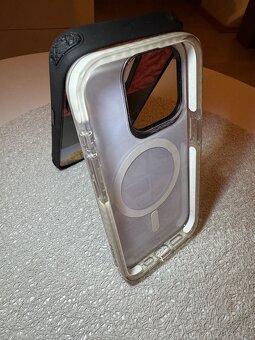 Kryty MOBILFOX na iPhone 15 Pro - 4