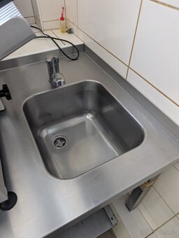 Gastro stul s dřezem a baterii - 4