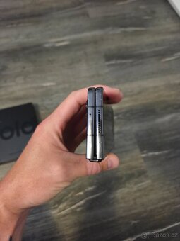 Samsung Fold 4 - 4
