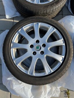 Originální ALU Škoda 5x112 R17 - Zánovní pneu Pirelli - 4