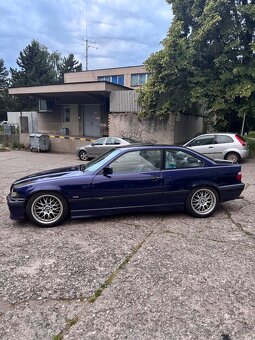 Bmw e36 coupe - 4