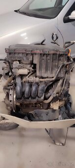 Motor Volkswagen golf 5 - 4