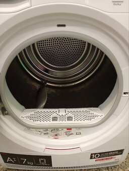 Sušička prádla s tepelným čerpadlem AEG 7000 series - 4