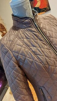 Prošívaná přechodová bunda se stojáčkem čokoládová - 4