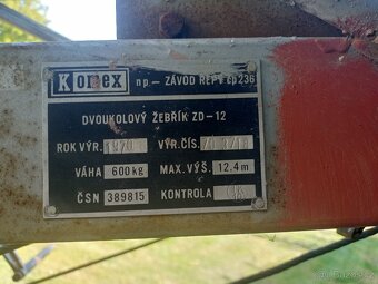 Výsuvný žebřík ZD 12 - 4