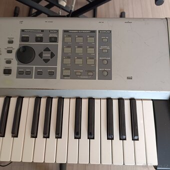 Roland Fantom xa - 4