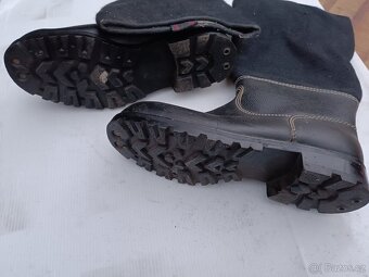 pracovní zimní boty - 4