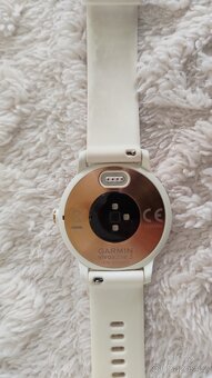 Garmin Vivoactive 3 Rose Gold - 4