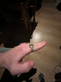 Starožitný zlatý prsten s českým onyxem - 4