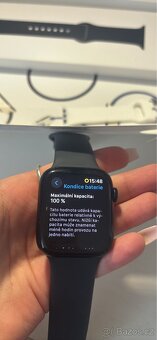 Apple Watch SE 2. generace 44mm - 4