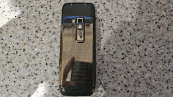 Nokia E66, volná na všechny operátory. - 4