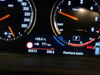 Prodám BMW X1 xDrive 18d - 4