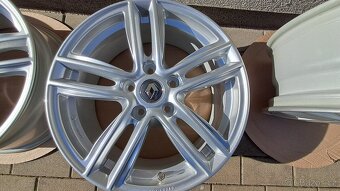 Prodám original aludisky Renault 5x114.3 ET55 7.5JX17H2 - 4