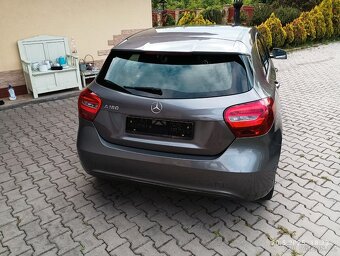 Mercedes Benz A 180 rok 2015 - 4