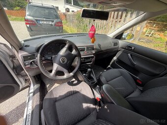 VW golf - 4