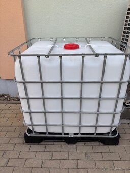 Nádrž na vodu IBC kontejner 1000l - 4