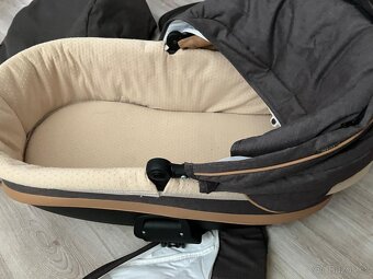 Krásný kočárek Tutis, 3 in 1 - 4