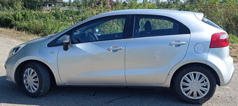 Kia Rio 1.1 CRDI - 4