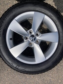 Škoda Fabia 4,5x100 R15,zimni 185/65 15-Pěkné - 4