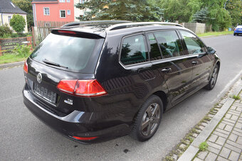 VW Golf 7 Kombi 1.2 TSi 1.majitel, KAMERA, Bi-Xenony - 4