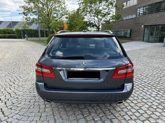 Mercedes-Benz Třídy E, 300 CDI Avantgarde, Webasto - 4