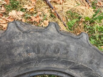 pneu 440/65 R24 - 4