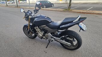 HONDU CB600F HORNET 71KW Najeto 17600 r.v 2006 - 4