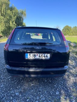 Ford Focus 2 combi 1.6 74kW - 4