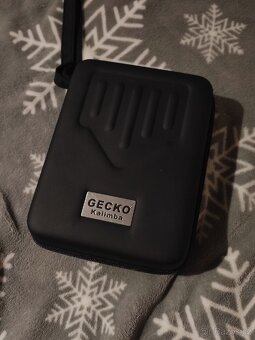 GECKO Kalimba K17B – 17 klíčů, bambus, s kufříkem - 4