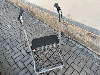 Invalidní chodítko pro seniory a důchodce - 4