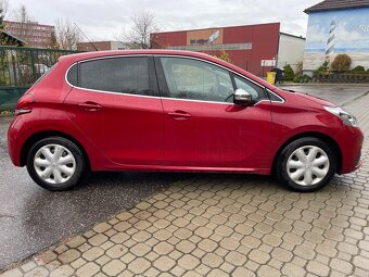 Prodám Peugeot 208 1,2 benzín 81kW, rok 2015, STK 6/2027 - 4