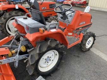 Malotraktor Kubota - 4