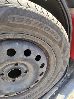 Pneumatiky i s diskem - Ford liťáky / plecháče - 4