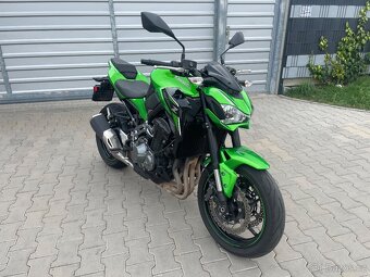 Kawasaki Z900 - 4