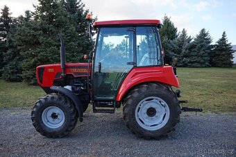 traktor Bělorus - 4