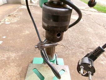 stojanová vrtačka - 4