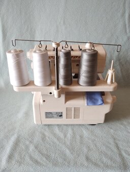 Merrylock Mk 3050 CL - 4