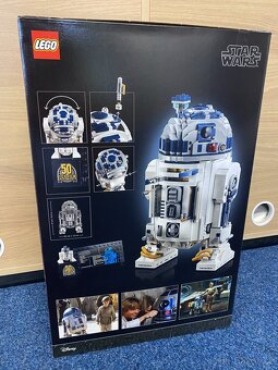 Lego 75308 R2-D2 - 4