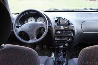 Citroën Saxo 1.4 VTS (2001) – STK do 02/2027 – dvě sady kol - 4