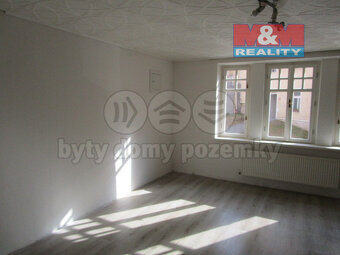 Pronájem bytu 1+1, 42 m2, v Lubech, ul. Chebská - 4