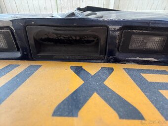 Zadni pate dvere Vw Touran 1T3 2010-2015 POSKOZENE - 4